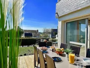 Image of Maison Bord de mer Avec Terrasse vue mer