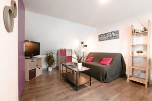 Image of Studio, ideally located in Normandy