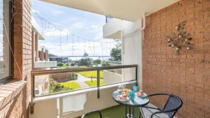 Image of The Commodore 17, 9-11 Donald St - water views, Wi-Fi
