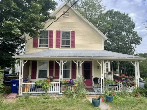 Image of 2 BR 3 Min Walk to Medical Center and UVM!