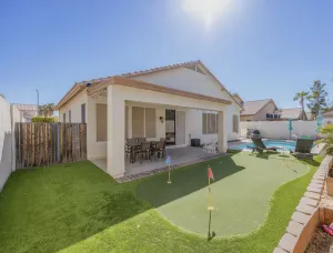 Image of New Boho Chic 4 Bed\/2 Bath Vacation Home