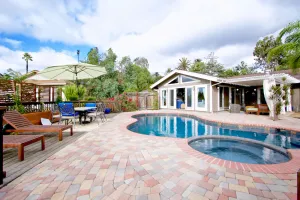 Image of Casa De Norte: Your Hillside Oasis with Saltwater Pool & Spa