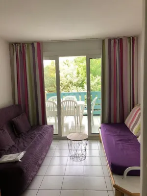 Image of Studio in residence in the heart of the Landes forest, sleeps 5, well equipped