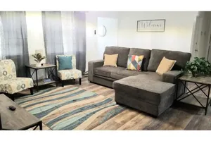 Image of Whole House+Renovated+Pool+Lanai+BBQ+Close to All
