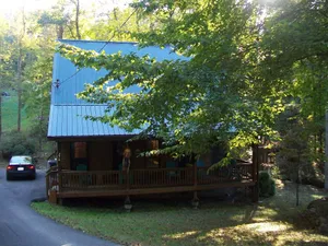 Image of Welcome to Almost Heaven. Short walk to Summersville lake! Sleeps 8, hot tub.