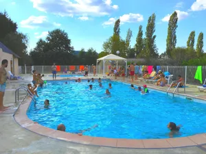Image of Espalion, pleasant accommodation for 5 people, heated swimming pool, ideal for families