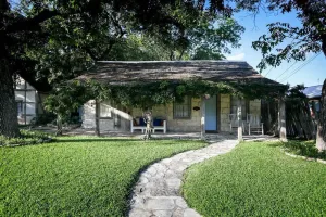 Image of Austin Street Retreat Kristin's
