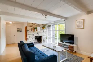 Image of Cool Mid-Century Bungalow!