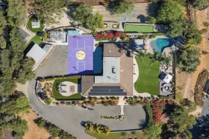 Image of Luxury Hilltop Retreat: GameRoom\/Volleyball\/Putting Green\/BasketBall Court&More!