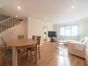 Image of Pass the Keys Stylish 2 Bedroom Family Home