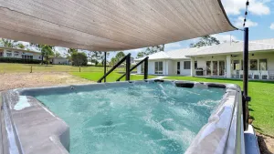 Image of Tranquil Vista Luxury Estate - Ultimate Weekend Haven