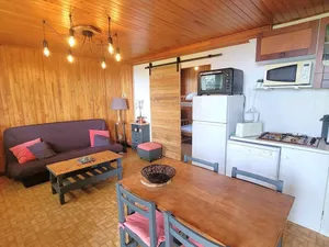 Image of Ground Floor Chalet with Garden - Near Ski\/ Hiking\/ Shops - Sleeps 4