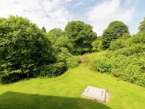 Image of Cottage La Fausse Epine Near Forest