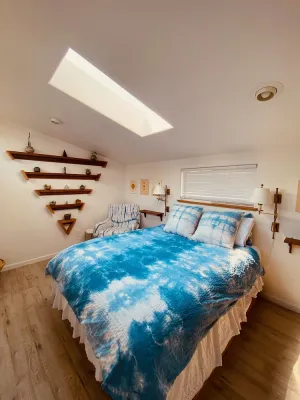 Image of Blissful Beach Bungalow - 5 min from the Beach!
