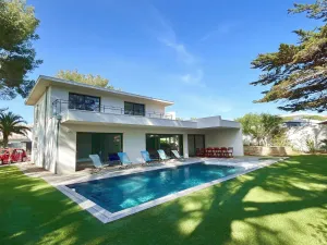 Image of Villa 4 chambres, piscine, clim, wifi, 450m plage