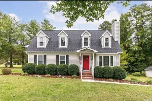 Image of Storybook Cape Cod Cottage - Family & Pet Friendly
