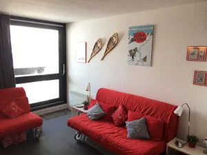 Image of Studio chaleureux 19m² pour 3 personnes, balcon sud, pied des pistes, Preyerand, Les Menuires - FR-1-452-251