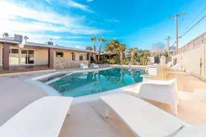 Image of Huge 6 BDR, near the Strip, w\/ pool, playroom, 13 beds.