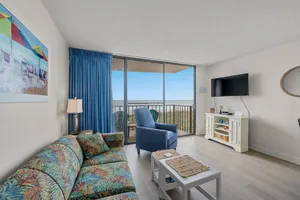 Image of Captivating Views! Stunning 1BR Suite- Carolina Reef 602