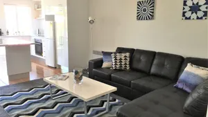 Image of View Street Apartment Car park 650m to shops