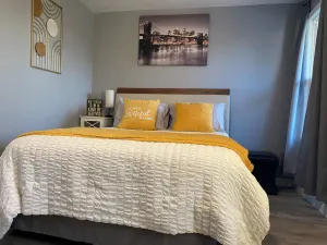 Image of 5 Bedroom Modern House