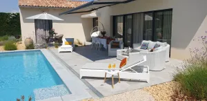 Image of Villa moderne avec jacuzzi, piscine et vue
