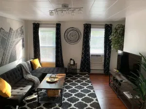 Image of Clinton Cove - Lively 2 Br in the heart of Midtown