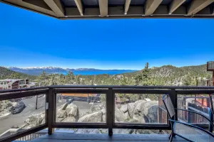 Image of MV55 Lakeview townhome on the Ridge with Hot tub