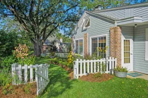 Image of Pine Hill Gardens in perfect Midtown Location