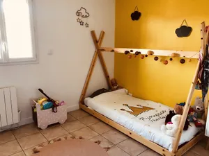 Image of Quiet family home 15 min from Bordeaux