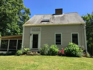 Image of Serene, Peaceful and Relaxing Setting....10 minute drive from the beach