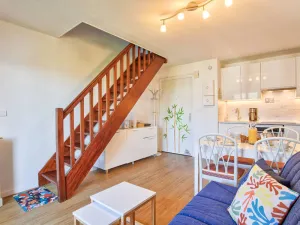 Image of Bright apartment with balconies and private parking