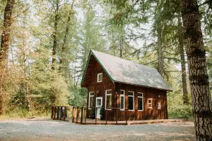 Image of Hera's Chalet with Hot Tub & Sauna