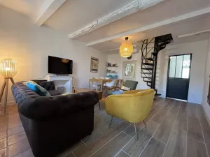 Image of Maison 4 pièces, 6 couchages, centre Saint-Denis d'Oléron, calme, proche plage, WiFi inclus - FR-1-246A-164
