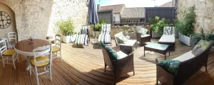 Image of Large 260m2 bourgeois house with 36m2 terrace in the heart of Bastide Chromecast Tv