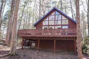 Image of Enchanting Lake View chalet with ramp access