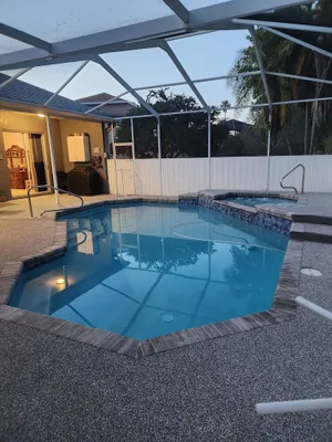 Image of REDUCED SUMMER RATES! FREE POOL AND SPA HEATING. Beautiful Florida Getaway.