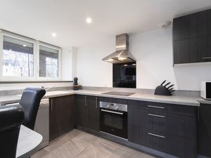 Image of Jade : Charming 2 bedroom flat on the ground floor of a fully renovated Residence