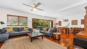 Image of Pearl Beach Bush Retreat