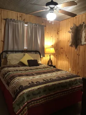 Image of A cozy getaway on the Little Missouri River!