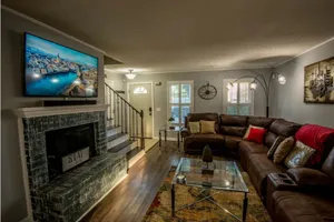 Image of Suite 102 in Madison...\"Quiet and Quaint\"