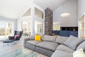 Image of MINNeSTAY* Maple Lake Chalet |