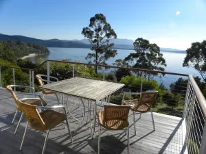 Image of Exquisite Coastal Retreat: Waterfront Coningham Oasis near Bruny & Hobart