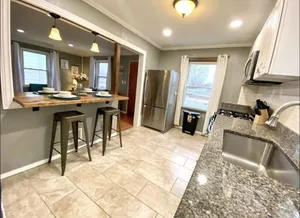 Image of Rustic Bungalow Near DT Ferndale and RO