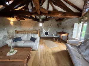 Image of Unique, open plan stone barn with stunning features and views.