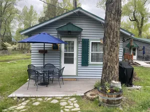 Image of Charming Riverside Cabin Retreat - 2 Double Beds
