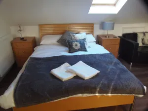 Image of Detached 1st Floor Studio Flat