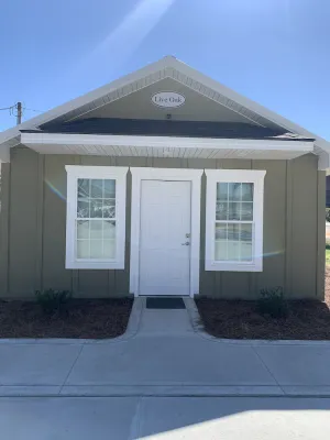 Image of \"Live Oak\" Cottage Reidsville Georgia