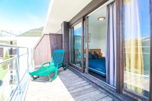 Image of Penthouse 3-bed apartment with large balcony, stunning views
