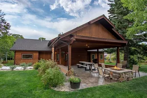 Image of Snow Creek Lodge